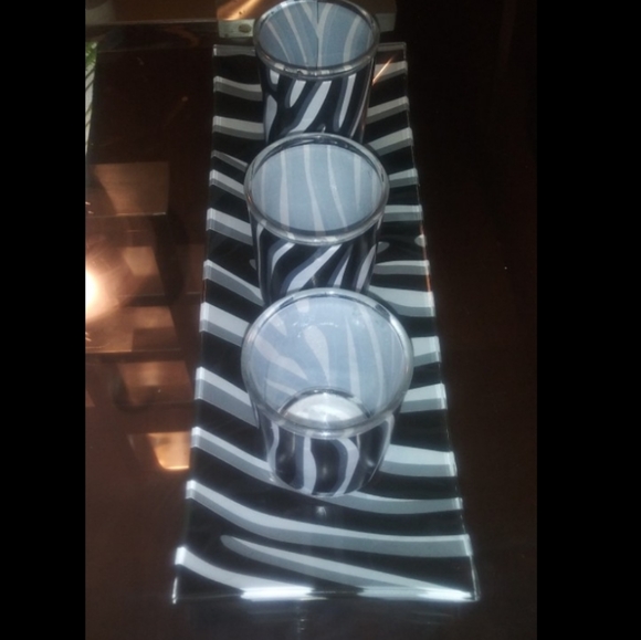 🦓 Zebra Print Candle 🕯️ Holder Set - Picture 2 of 2